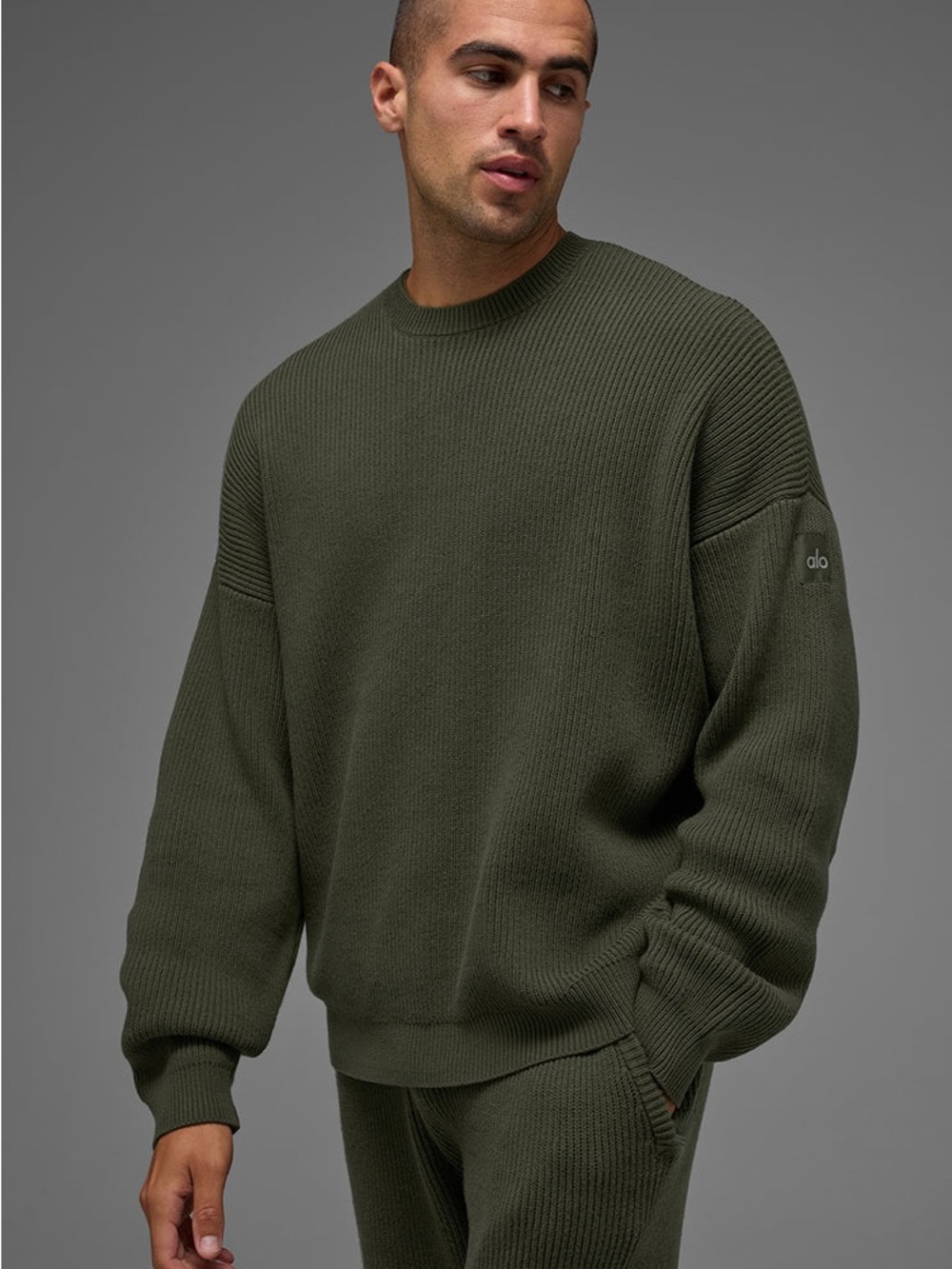 NWOT ALO Yoga Men’s Domain Olive Green Ribbed Crewneck Sweater Size 2X